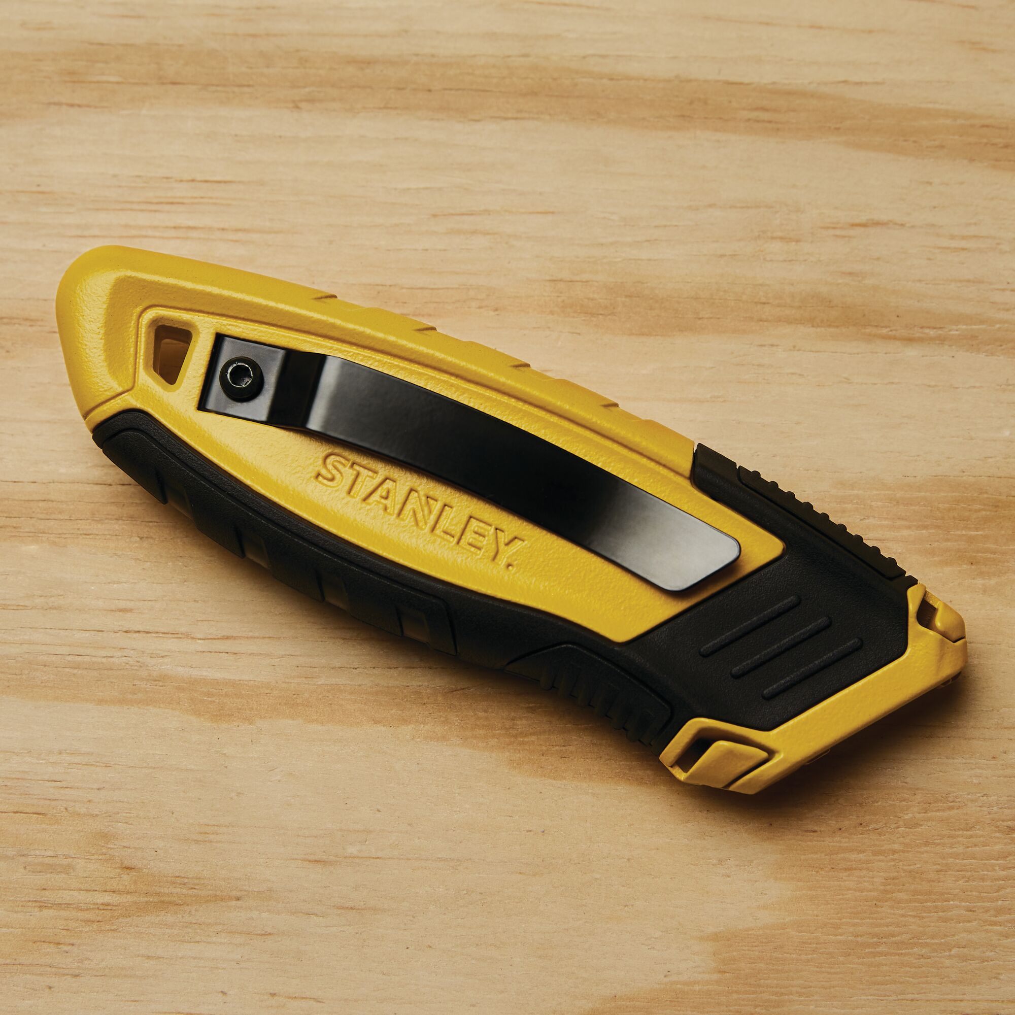 A stanley online knife